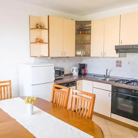 Apartment Donna *