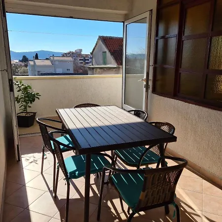 Apartman Donna Biograd Na Moru